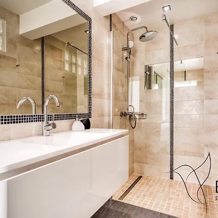 Ideal Two-room With A Large Terrace And Parking شقة