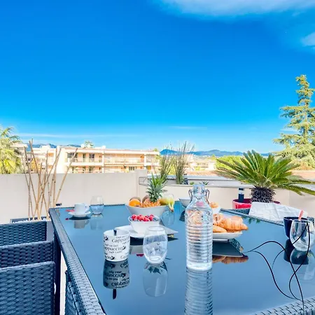 Ideal Two-room With A Large Terrace And Parking * Villeneuve-Loubet